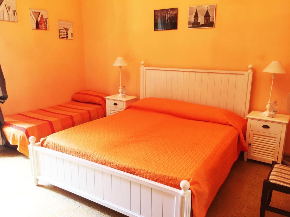 B&B A Due Passi Dal Mare Scilla Exterior foto